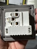 220 volt outlet socket مخرج كهرباء