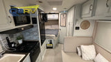 2014 Winnebago Minnie Winnie 22R