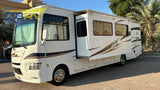 2013 Thor motor coach Windsport 32A